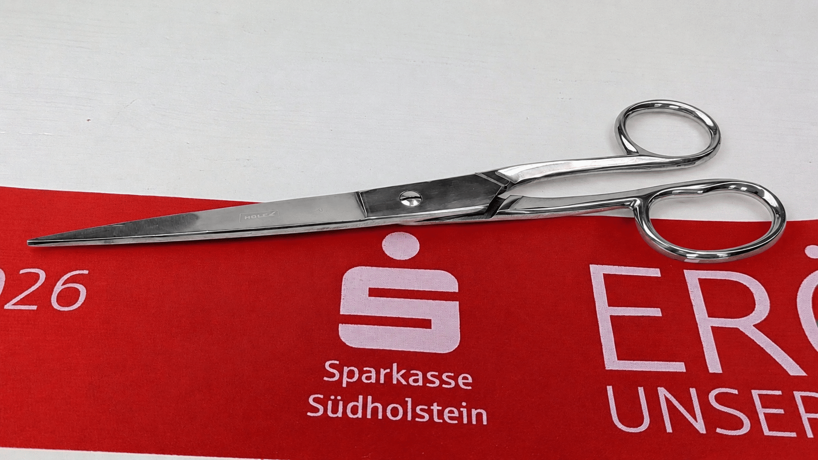Lange Papierschere ca. 25 cm – Edelstahl-Schere für Eröffnungsband & Einweihungsband - hilfsmittel