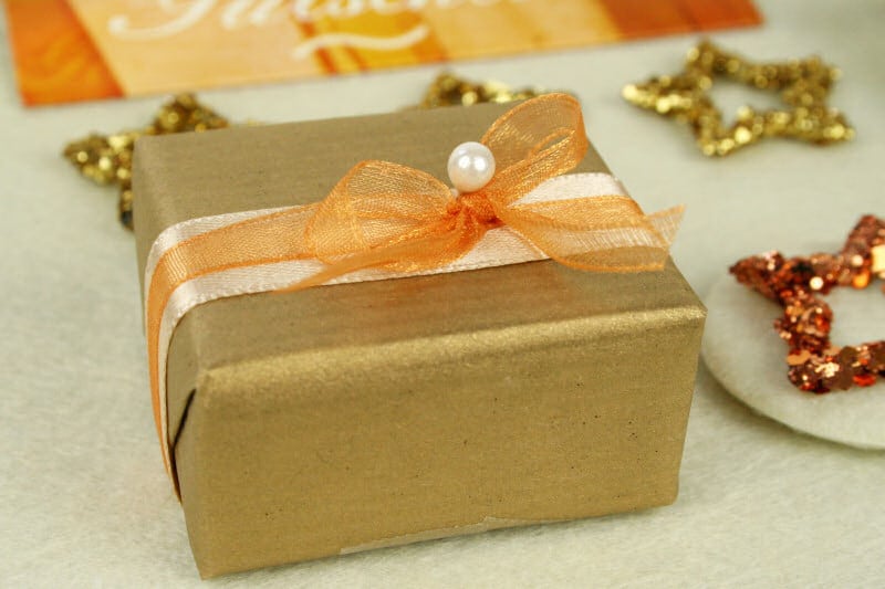 Wie Juweliere kleine Kostbarkeiten anspruchsvoll verpacken - weihnachtsgeschenke, juwelier, geschenkverpackungen, geschenke-leicht-eingepackt