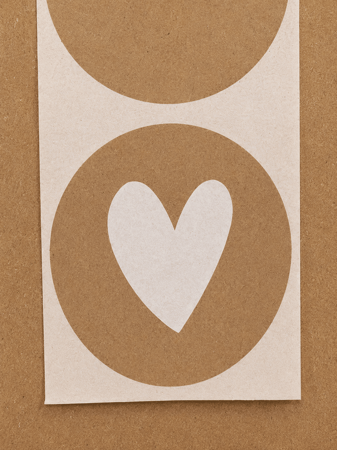 Geschenkaufkleber weißes Herz – rund Kraftpapier 250 Klebeetiketten für Geschenke - geschenkaufkleber, geschenkverpackung