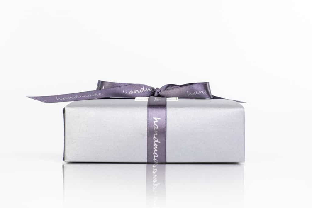 Individuelle Geschenkbänder mit Logo - Wie Sie Ihrem Geschenk den besonderen Touch verleihen - weihnachtsgeschenke, personaliserte-bander